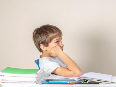 Çocuklarda Eleştirel Düşünme Becerisi Nasıl Geliştirilir?